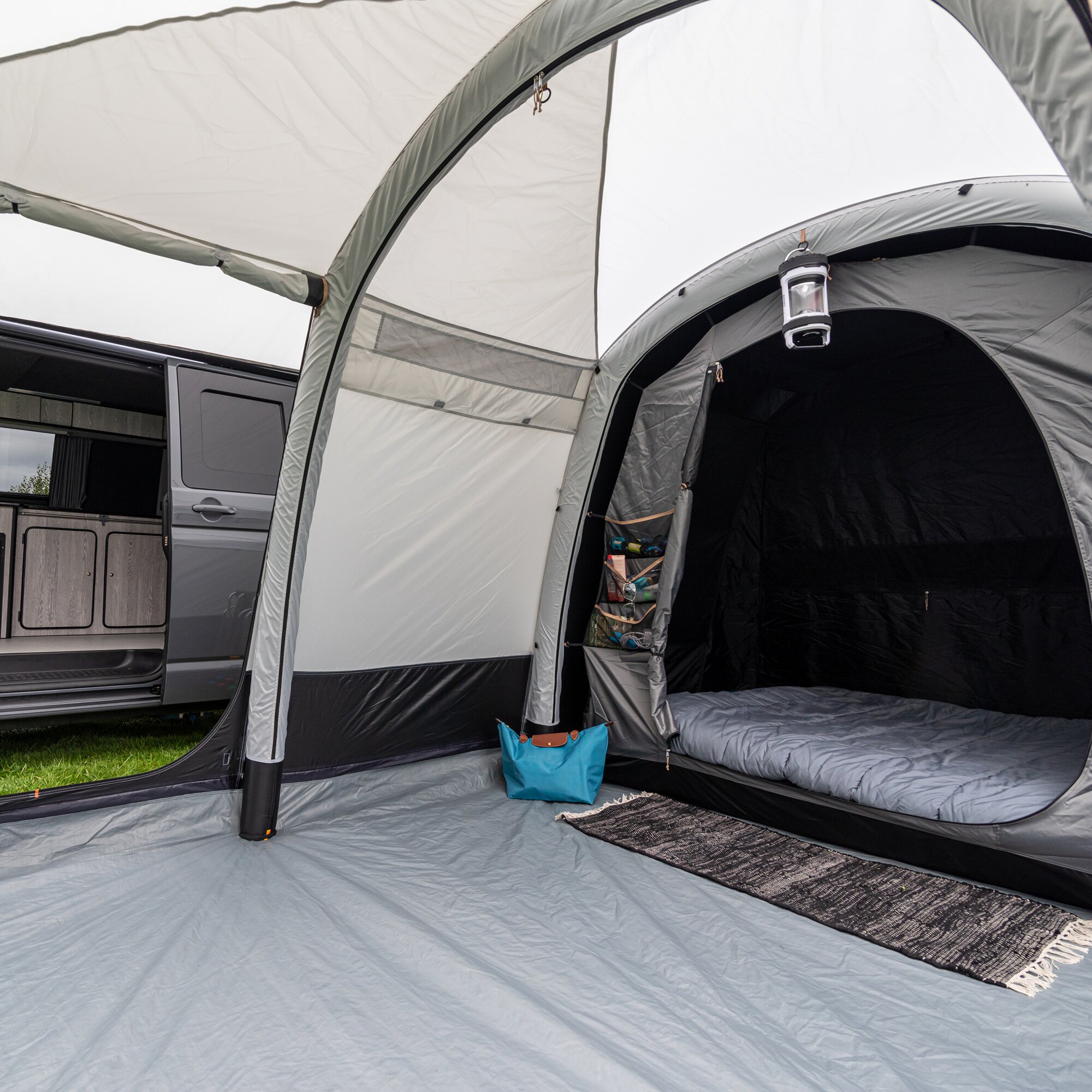 Busvorzelt Journeymaster Deluxe L