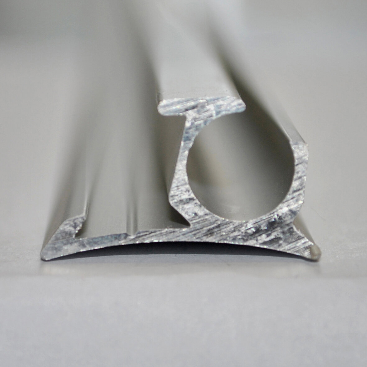 Keder-Profilschiene gebogen 5 m, silber
