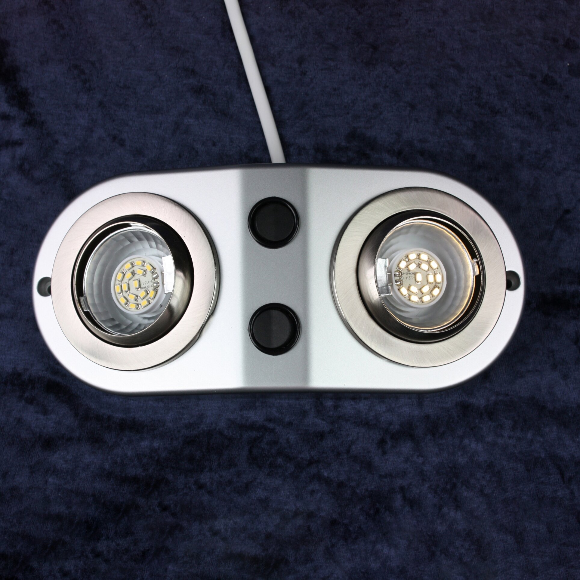 LED-Leuchte mit 2 Spots